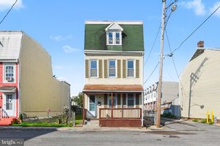 225 GREEN ST, York, PA 17401