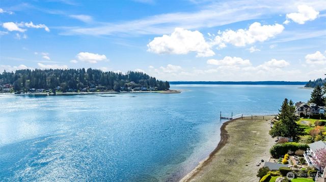 8806 Warren Drive NW, Gig Harbor, WA 98335