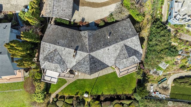 8806 Warren Drive NW, Gig Harbor, WA 98335