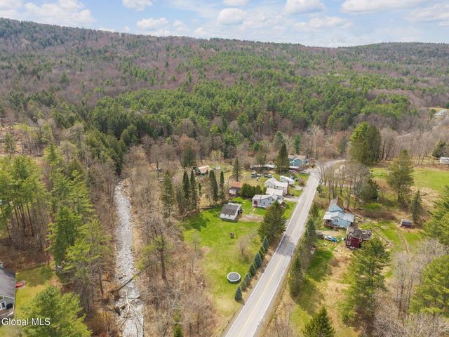 1449 Huntersland Road, Middleburgh, NY 12122