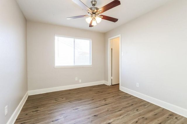 7526 Shoshone Drive, Baytown, TX 77521