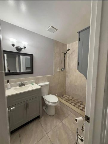 5255 W 26th Ct 803, Hialeah, FL 33016