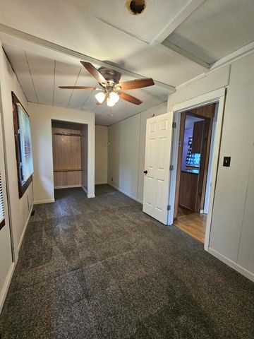 6915 W 130th Place, Cedar Lake, IN 46303