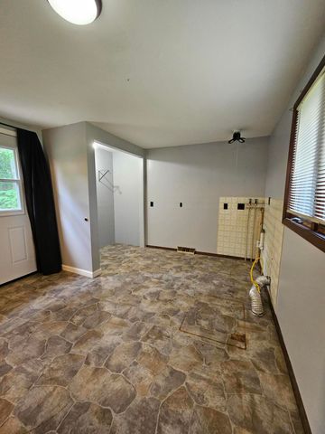 6915 W 130th Place, Cedar Lake, IN 46303