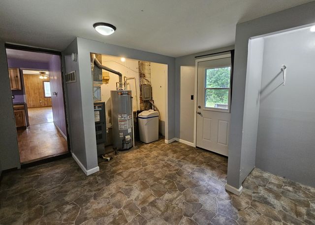 6915 W 130th Place, Cedar Lake, IN 46303