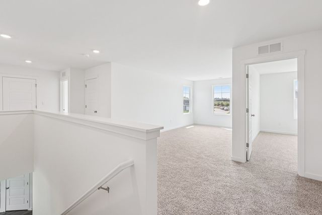 480 Vista Drive, Hampshire, IL 60140