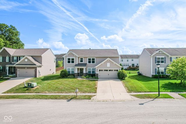 5307 Misthaven Lane, Greenwood, IN 46143