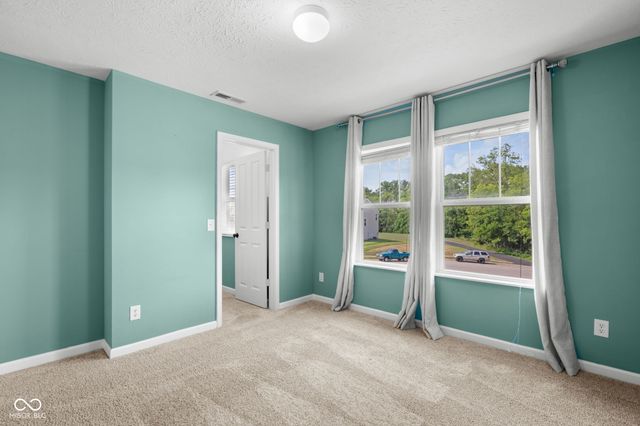 5307 Misthaven Lane, Greenwood, IN 46143
