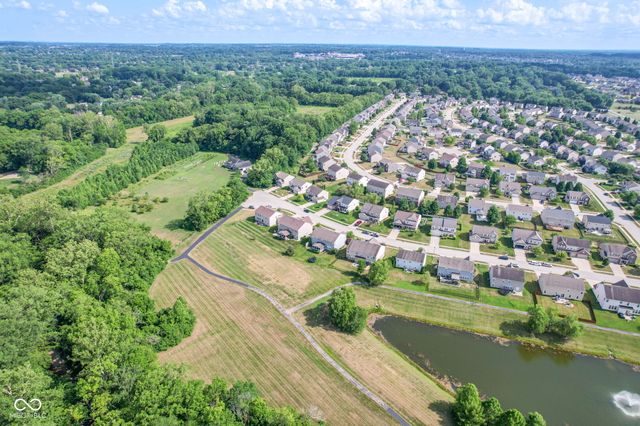 5307 Misthaven Lane, Greenwood, IN 46143