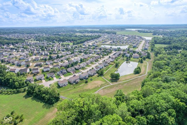 5307 Misthaven Lane, Greenwood, IN 46143