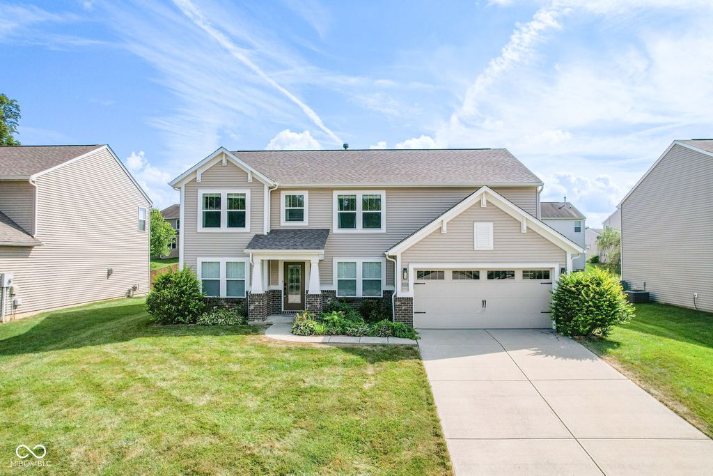 5307 Misthaven Lane, Greenwood, IN 46143