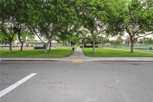 141 W 29th, Long Beach, CA 90806