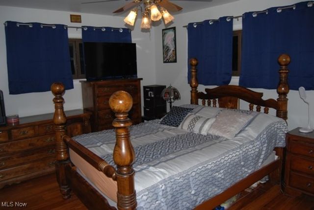 4567 Canterbury Road, North Olmsted, OH 44070