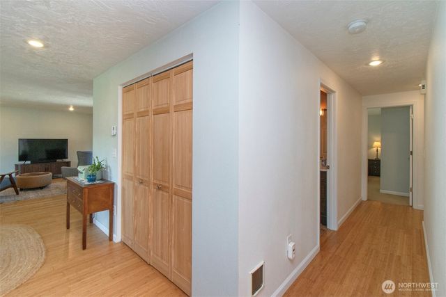 221 McComb Lane, Sequim, WA 98382