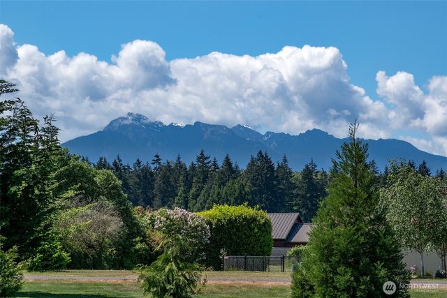 221 McComb Lane, Sequim, WA 98382