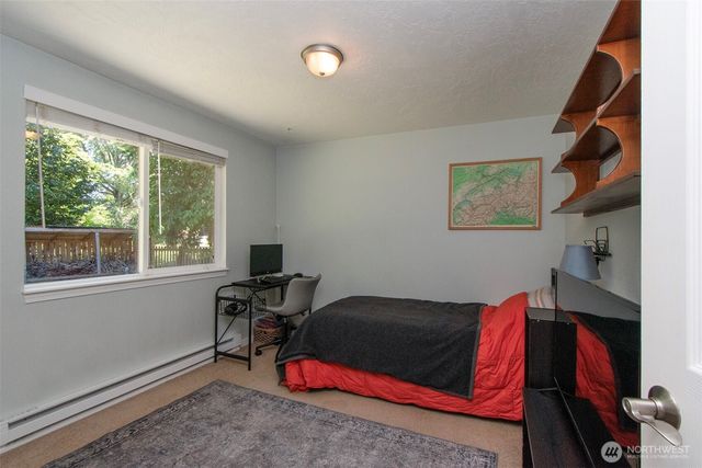 221 McComb Lane, Sequim, WA 98382