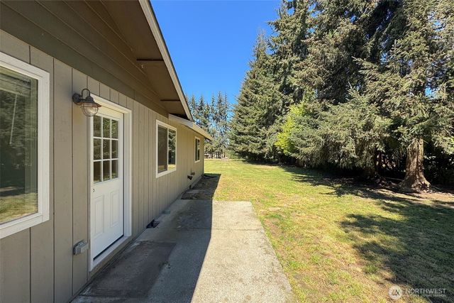 221 McComb Lane, Sequim, WA 98382