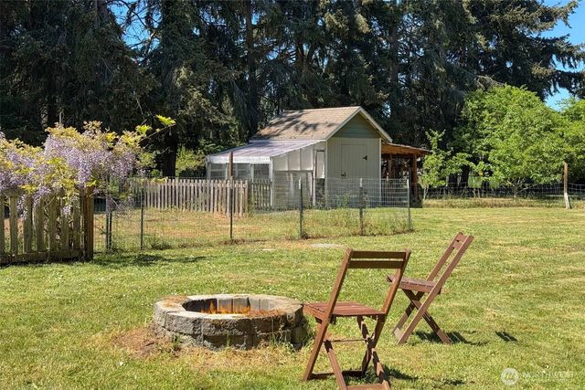 221 McComb Lane, Sequim, WA 98382