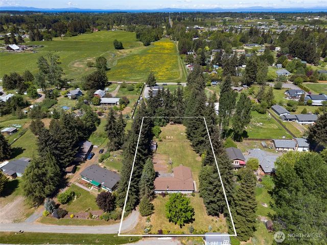 221 McComb Lane, Sequim, WA 98382