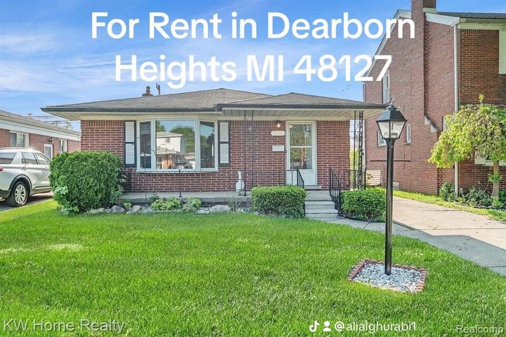 8160 Woodbine Street, Dearborn Heights, MI 48127