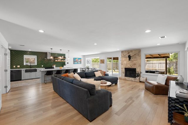 6569 Fair Valley TRL, Austin, TX 78749