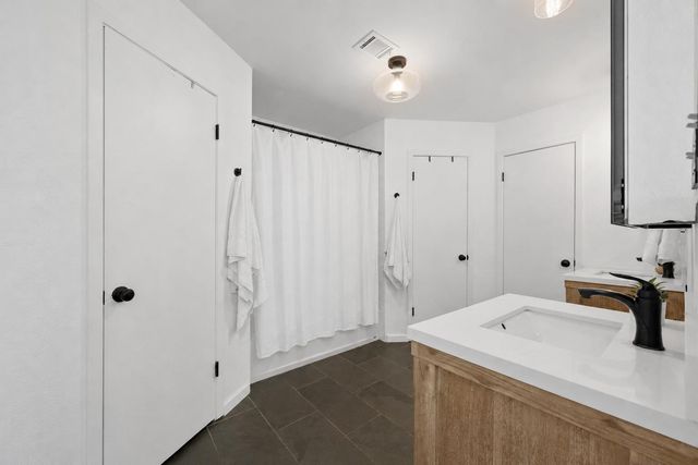 6569 Fair Valley TRL, Austin, TX 78749