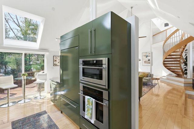 17 Wildflower Path 17, Hudson, MA 01749