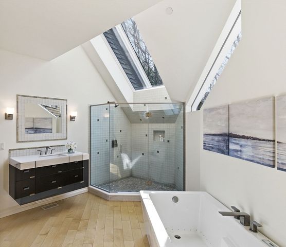 17 Wildflower Path 17, Hudson, MA 01749