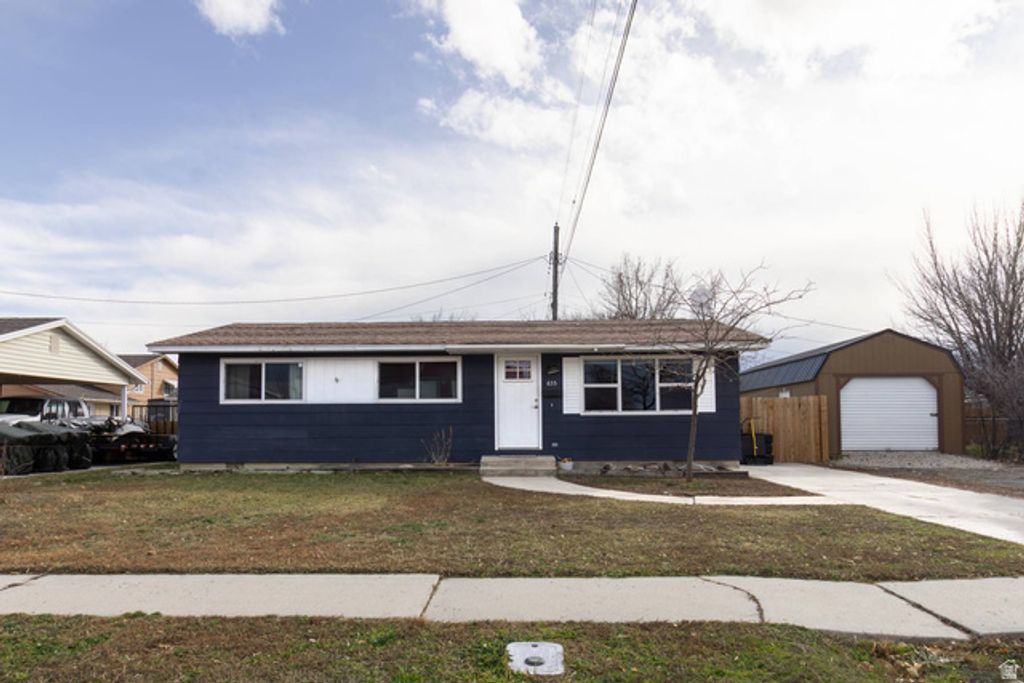 655 W 400 S, Tremonton, UT 84337