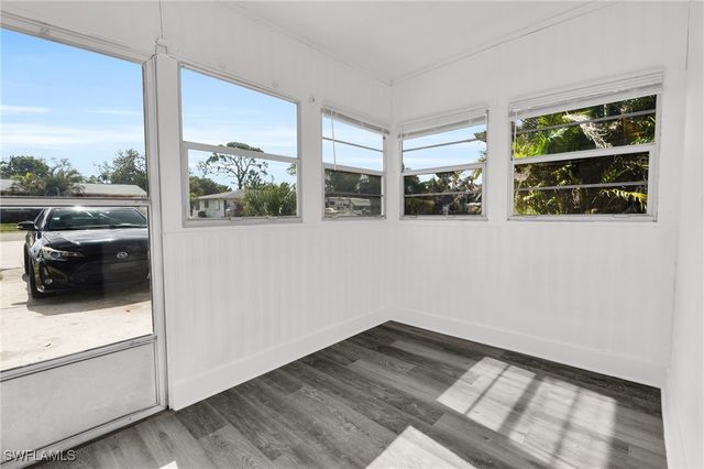 3847 Maxine ST, Fort Myers, FL 33901