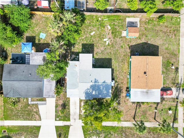 3847 Maxine ST, Fort Myers, FL 33901