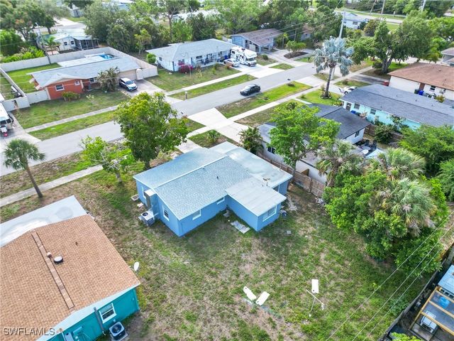 3847 Maxine ST, Fort Myers, FL 33901