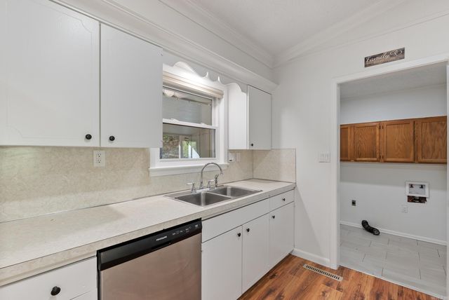 32 S Pego Way, Hot Springs Village, AR 71909