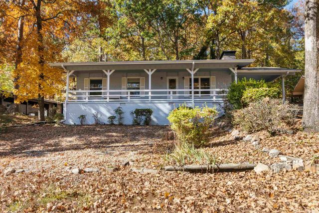 32 S Pego Way, Hot Springs Village, AR 71909