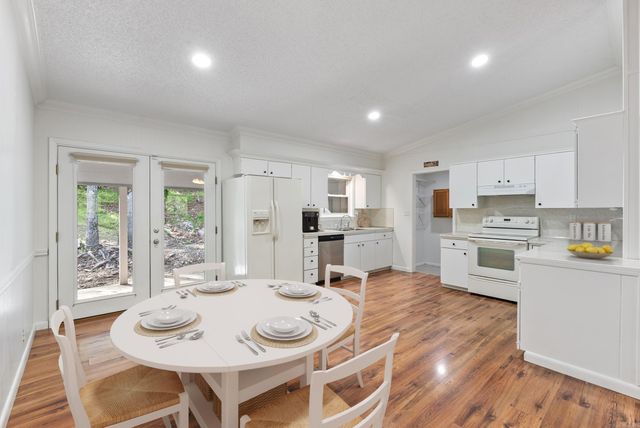 32 S Pego Way, Hot Springs Village, AR 71909