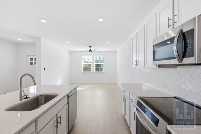 2519 Rose Archer LN, Round Rock, TX 78665