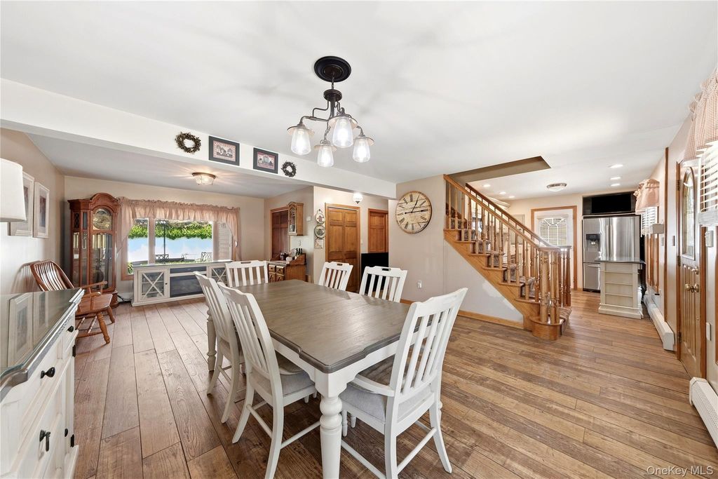 19 Tower Lane, Levittown, NY 11756 — photo 3