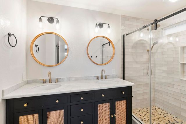 1733 Avenida Segovia, Oceanside, CA 92056