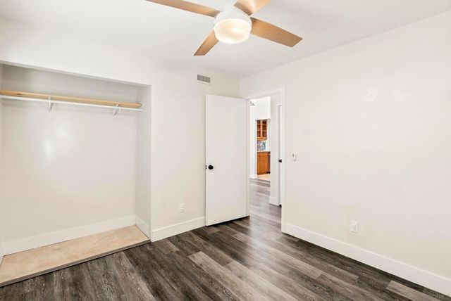 1733 Avenida Segovia, Oceanside, CA 92056