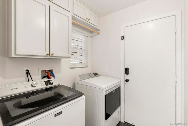 1733 Avenida Segovia, Oceanside, CA 92056