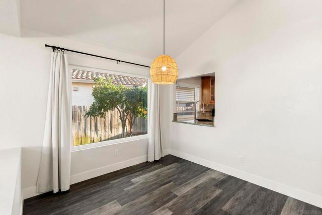 1733 Avenida Segovia, Oceanside, CA 92056