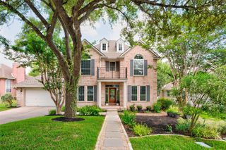 2400 Dunes DR, Pflugerville, TX 78660