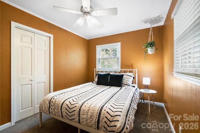 5545 Pine Ridge Drive, Connelly Springs, NC 28612