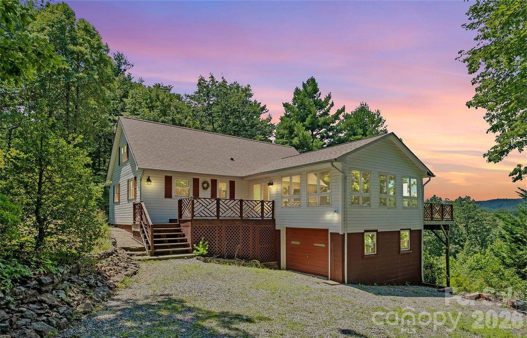 5545 Pine Ridge Drive, Connelly Springs, NC 28612
