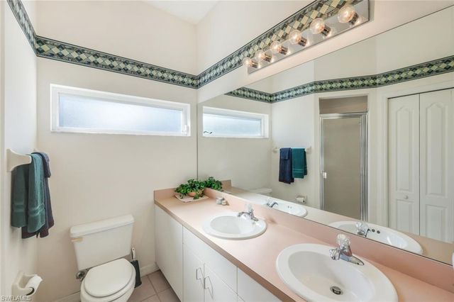 25240 Bay Cedar DR, Bonita Springs, FL 34134