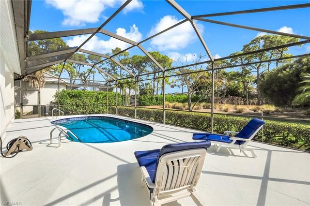 25240 Bay Cedar DR, Bonita Springs, FL 34134