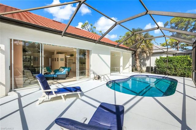 25240 Bay Cedar DR, Bonita Springs, FL 34134