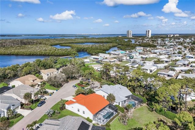 25240 Bay Cedar DR, Bonita Springs, FL 34134