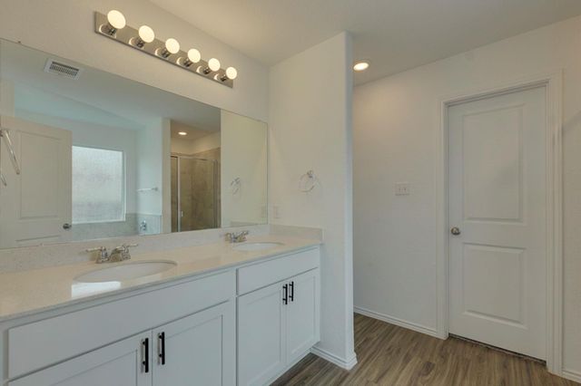 423 Bluejack WAY, Hutto, TX 78634