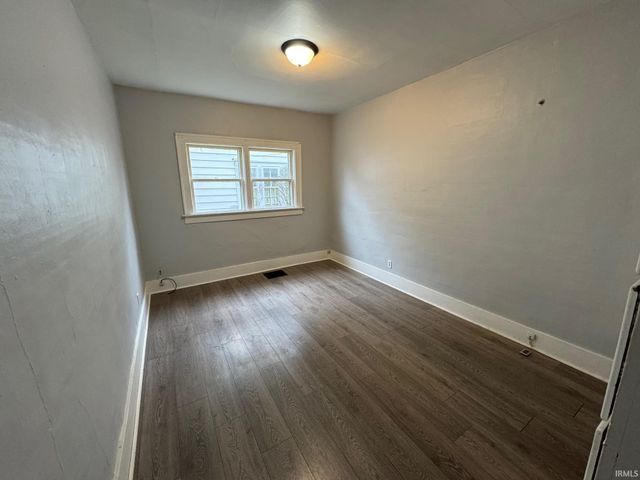 1216 pontiac Street, Rochester, IN 46975